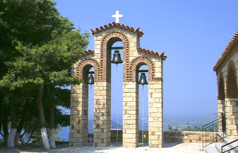 Berg-Kloster nördlich Lutraki