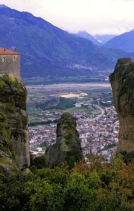 Kalambaka vom Agios Stephanos Kloster aus gesehen